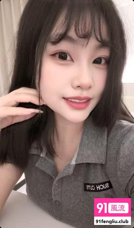甜美且巨乳的伊伊